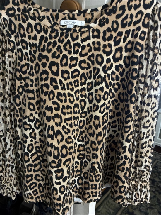 Chico's Tops - Chico's Black and Tan Leopard Print Top that is in Great Condition. Sizes